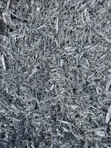 Premium Triple Shredded Dyed Black Mulch